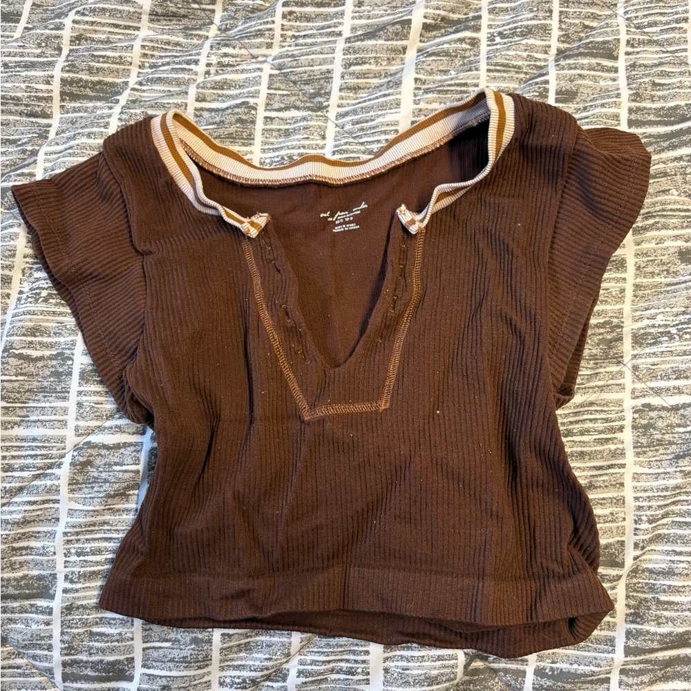 Brown Short Sleeve Crop Top